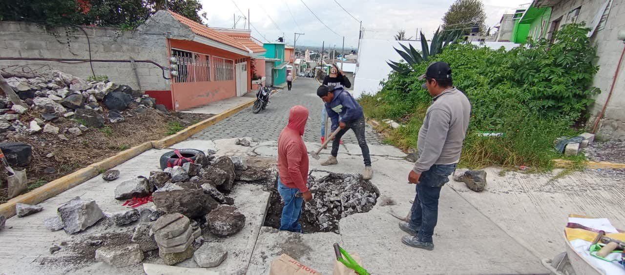 Debido a los trabajos en el socavón de calle Porfirio Díaz, pedimos a la ciudadanía evitar transitar por la misma durante los próximos 4 días